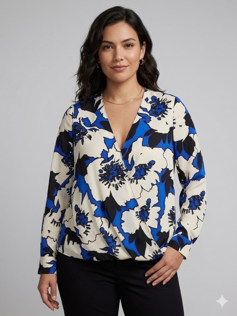 The Limited Blue White Floral Wrap Blouse Women’s Small Surplice Work Office Top